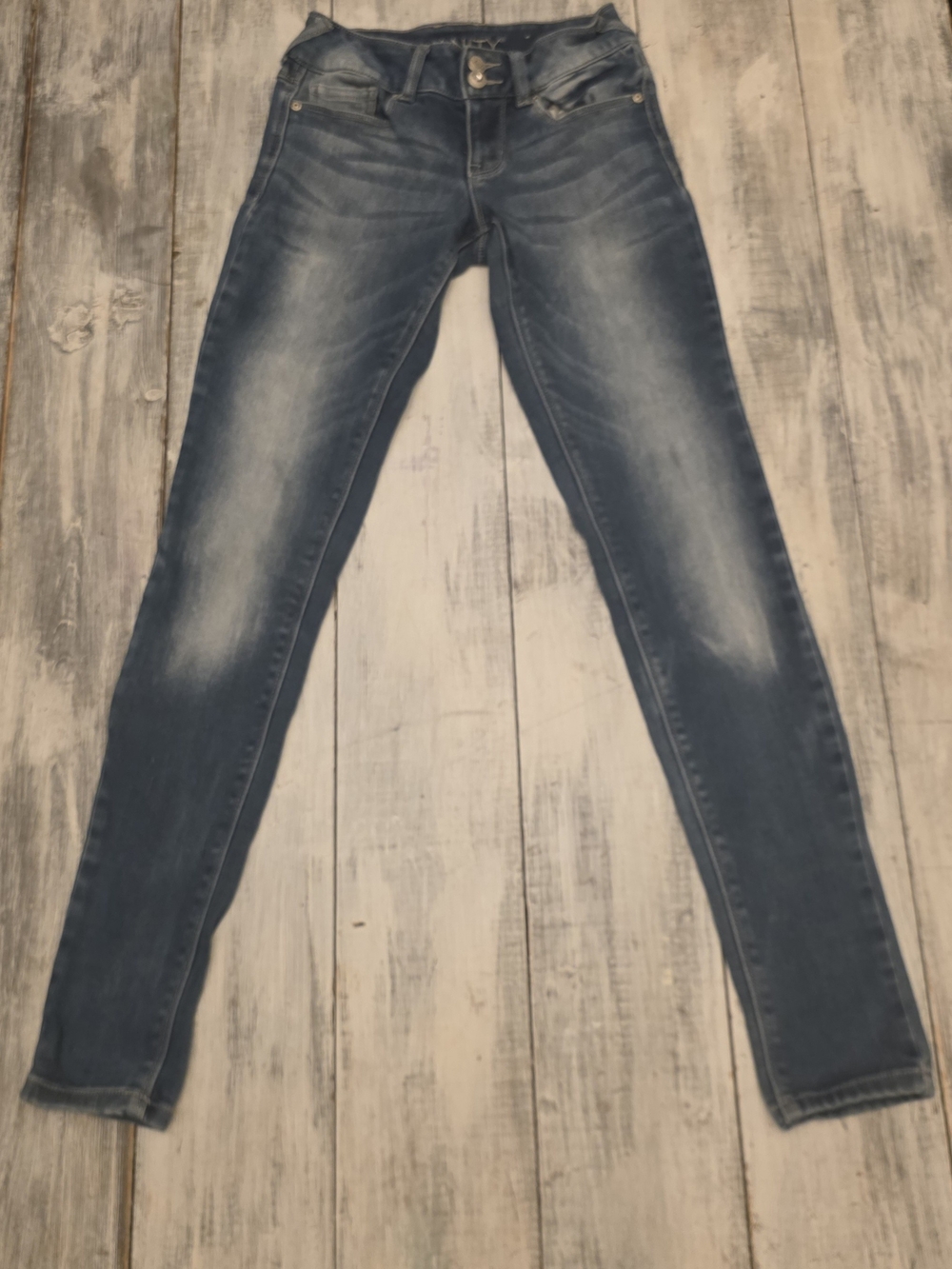 Vanity Women's Skinny Jeans in Faded Blue Wash sz 25x32